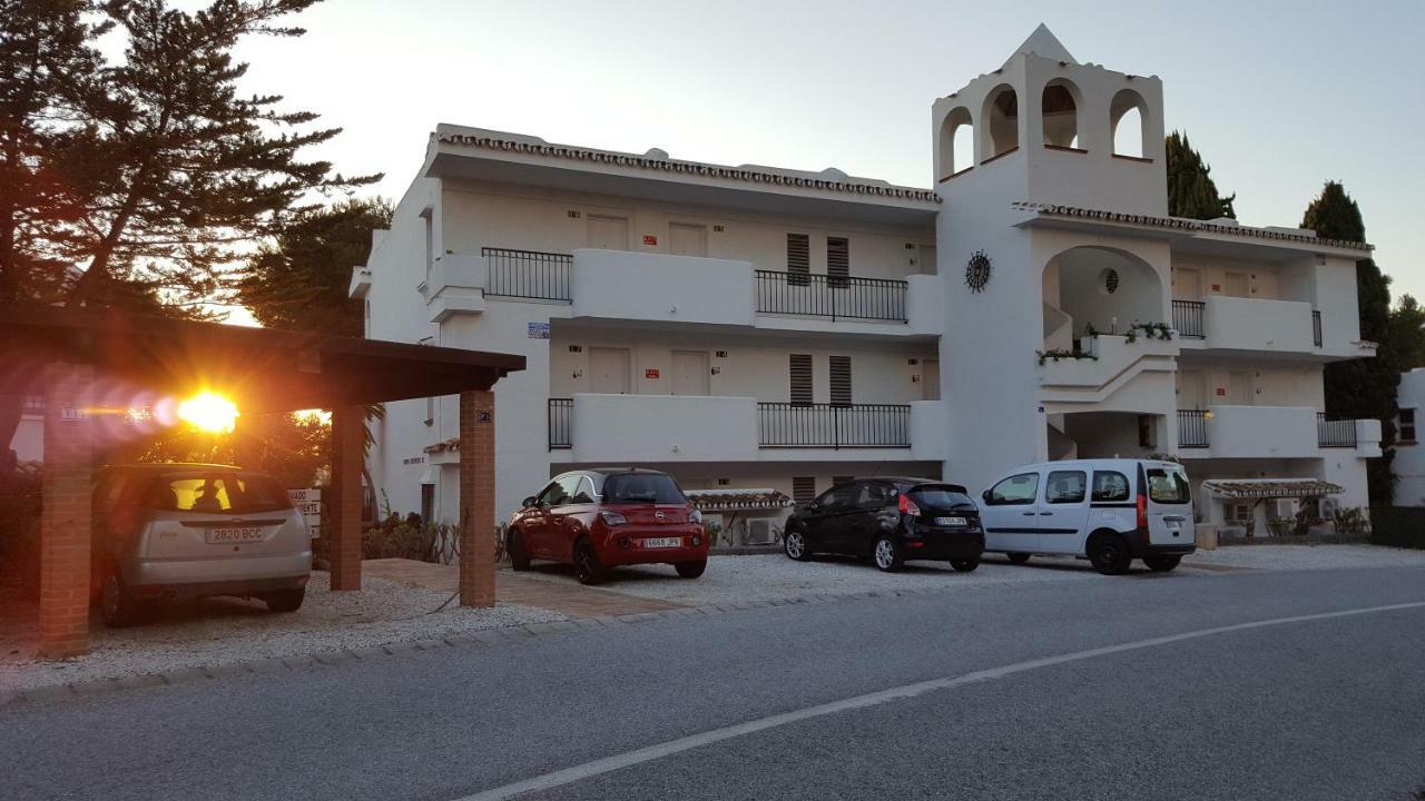Casa Robert Y Nergiz Apartamento Sitio de Calahonda Exterior foto