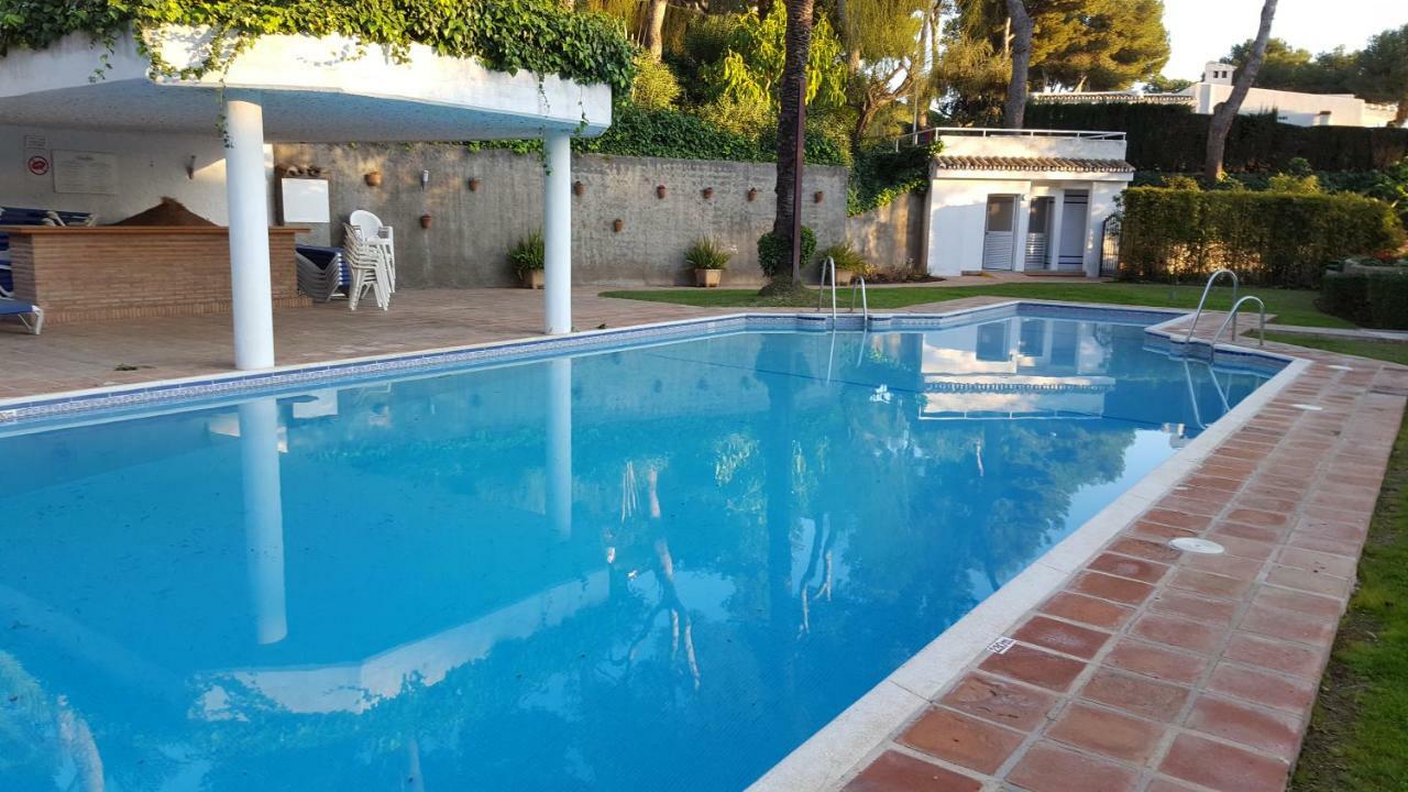 Casa Robert Y Nergiz Apartamento Sitio de Calahonda Exterior foto